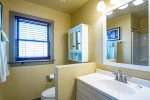 Second Floor Bathroom w/ Tub/Shower Combo